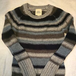 BETWEEN YOU & ME SWEATER SMALL S